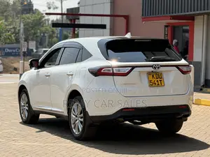 Toyota Harrier 2018 White