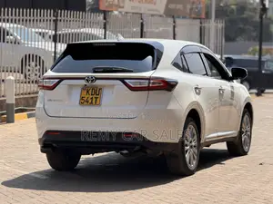 Toyota Harrier 2018 White