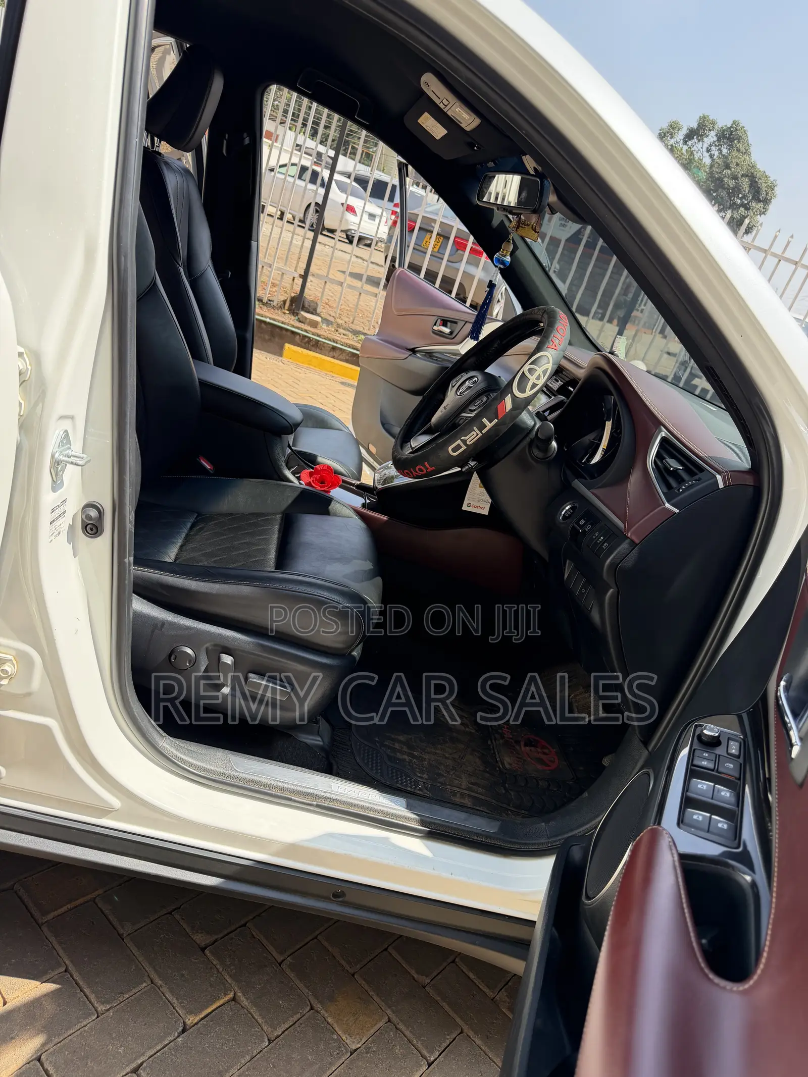 Toyota Harrier 2018 White