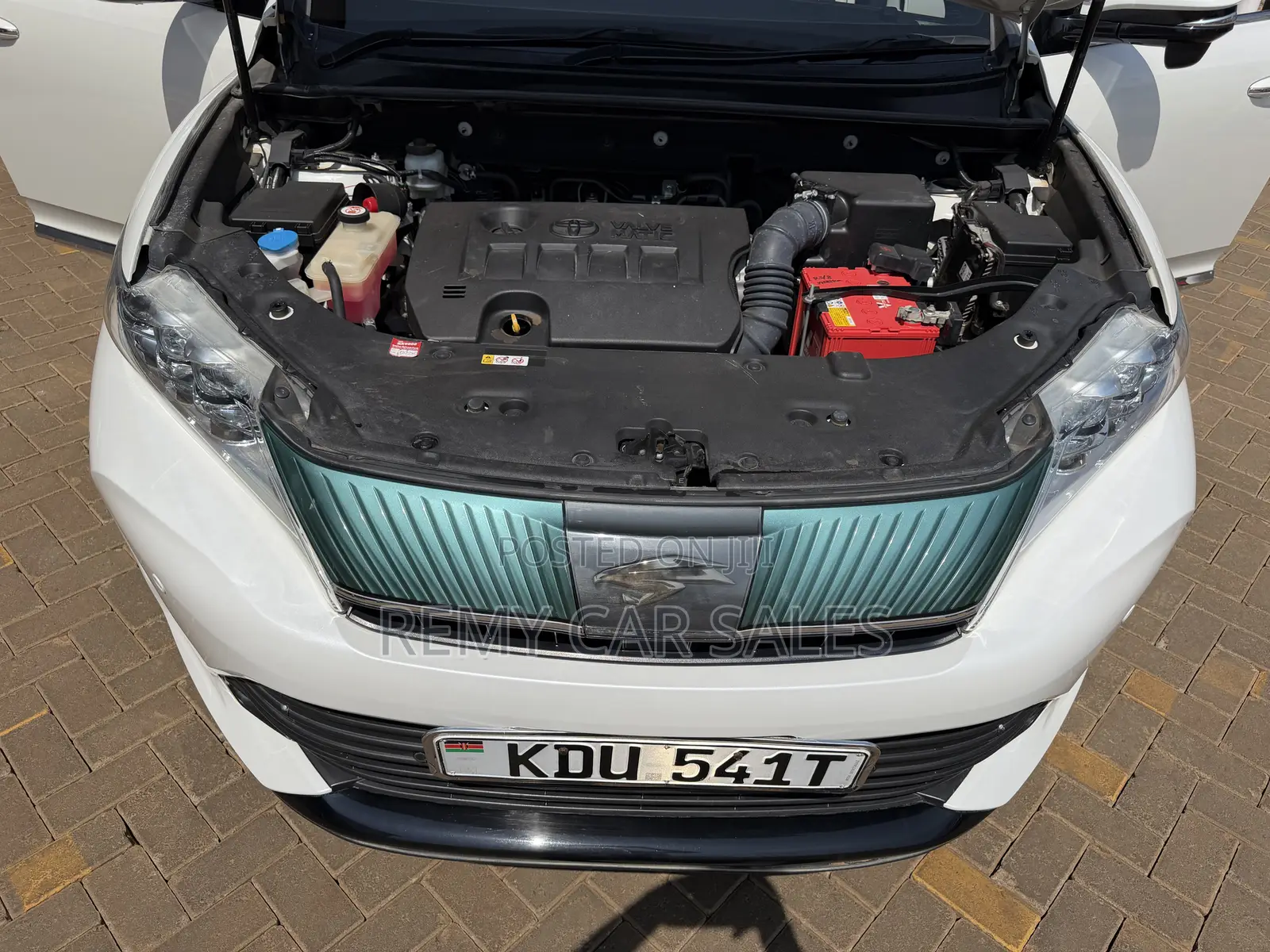 Toyota Harrier 2018 White