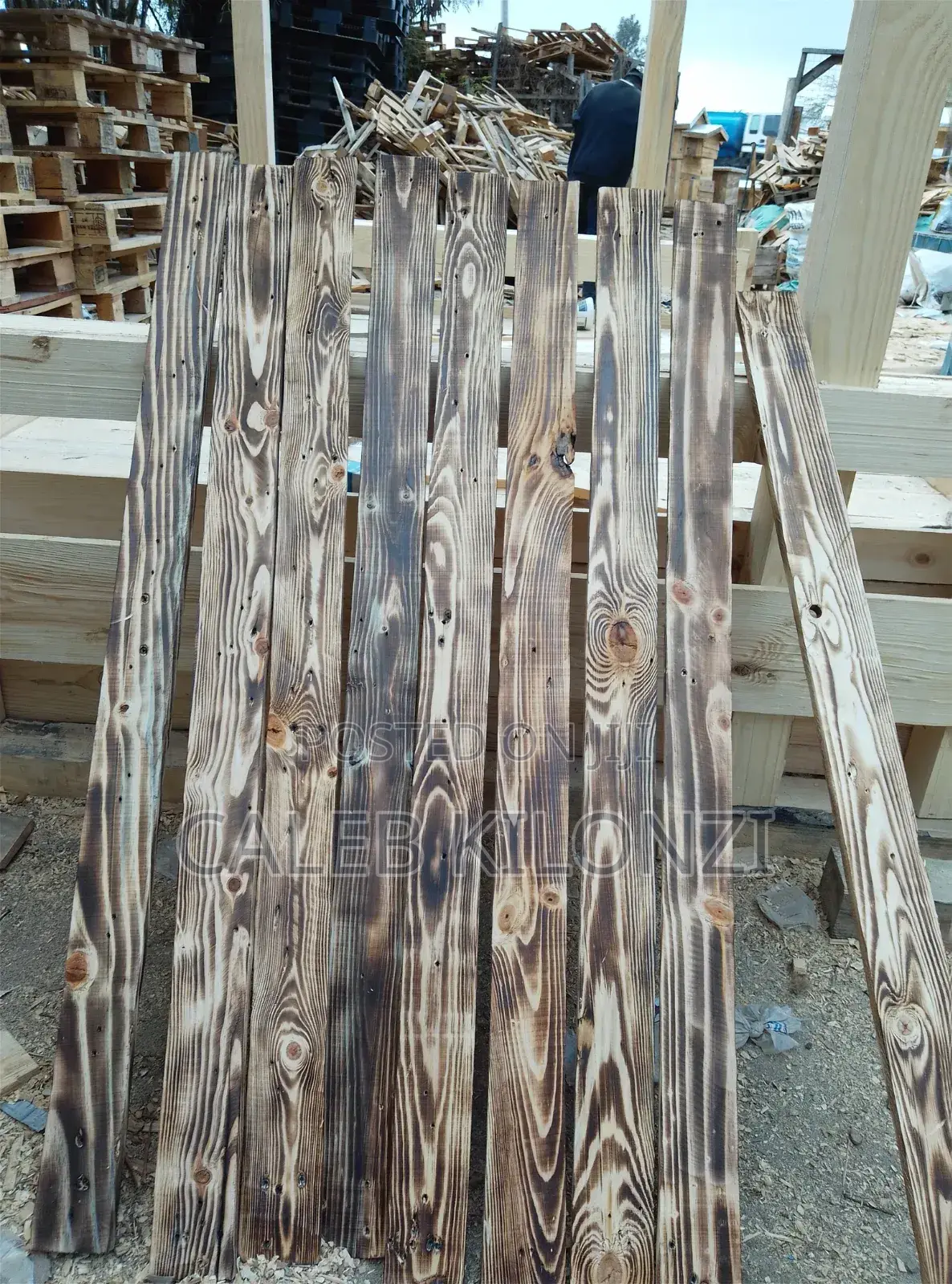 Pallets Flumps