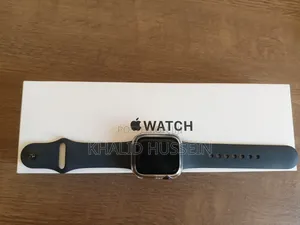 Apple Watch SE 3 40mm With Protector