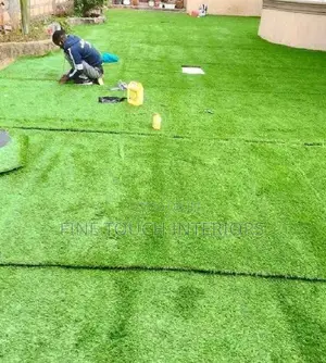 Natural Feel Artificial Green Grass Carpet