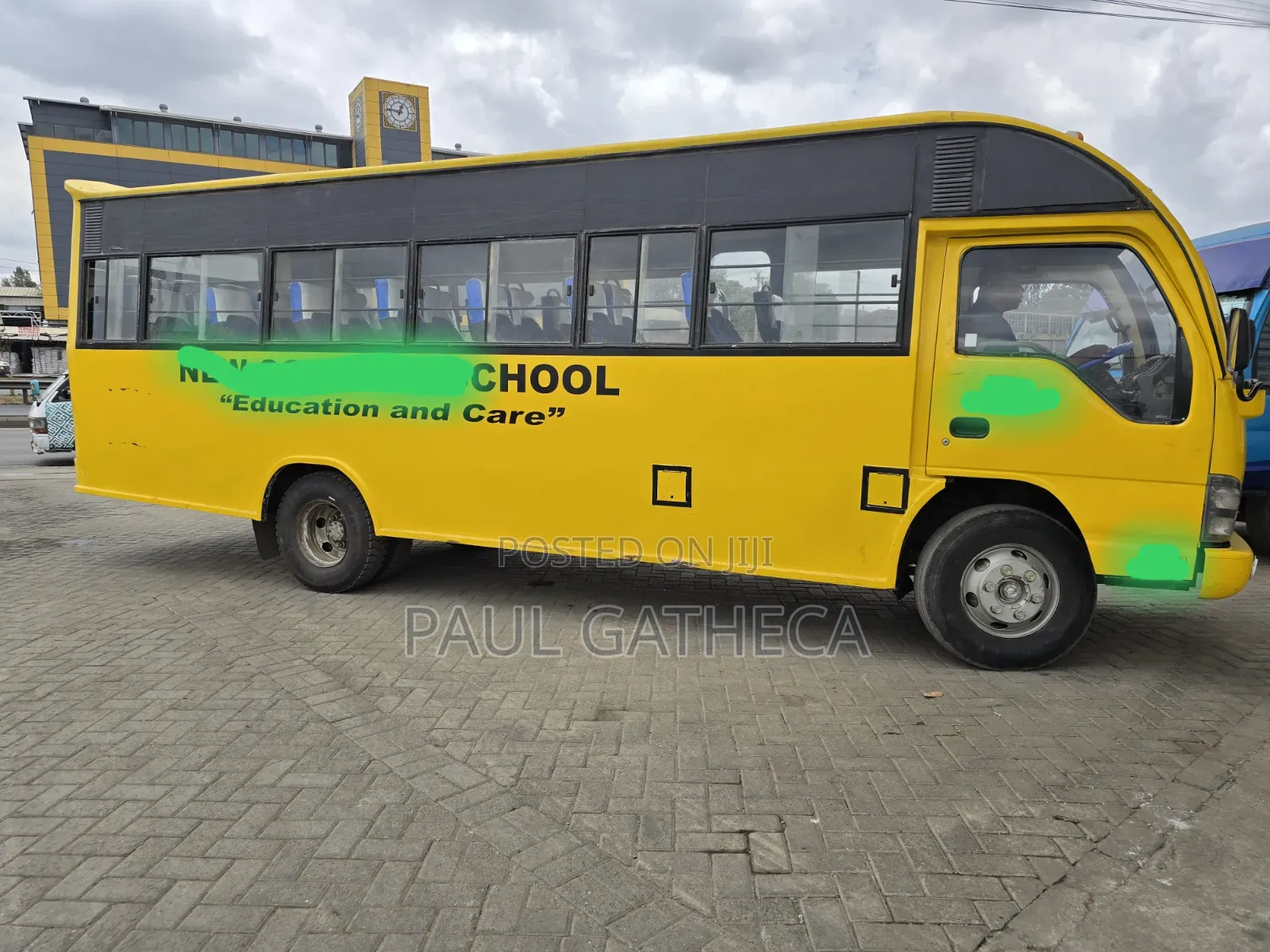 Isuzu NQR 2017 Yellow