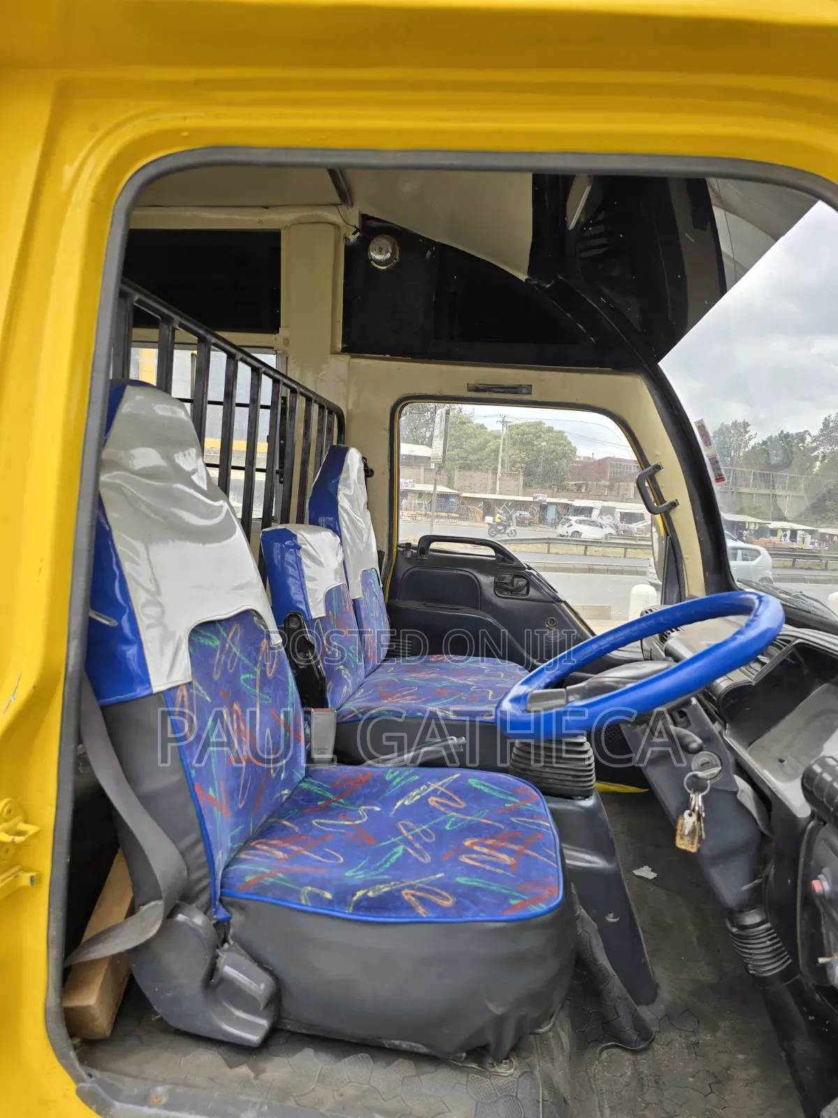 Isuzu NQR 2017 Yellow