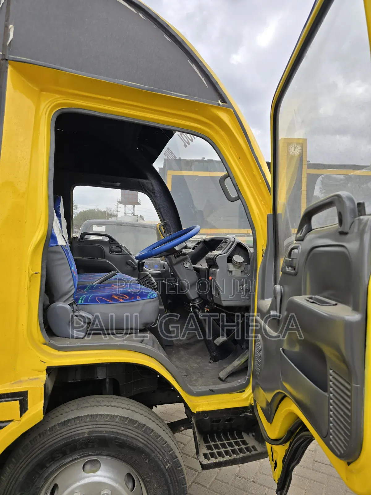 Isuzu NQR 2019 Yellow