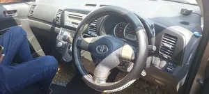 Toyota Wish 2007 Silver