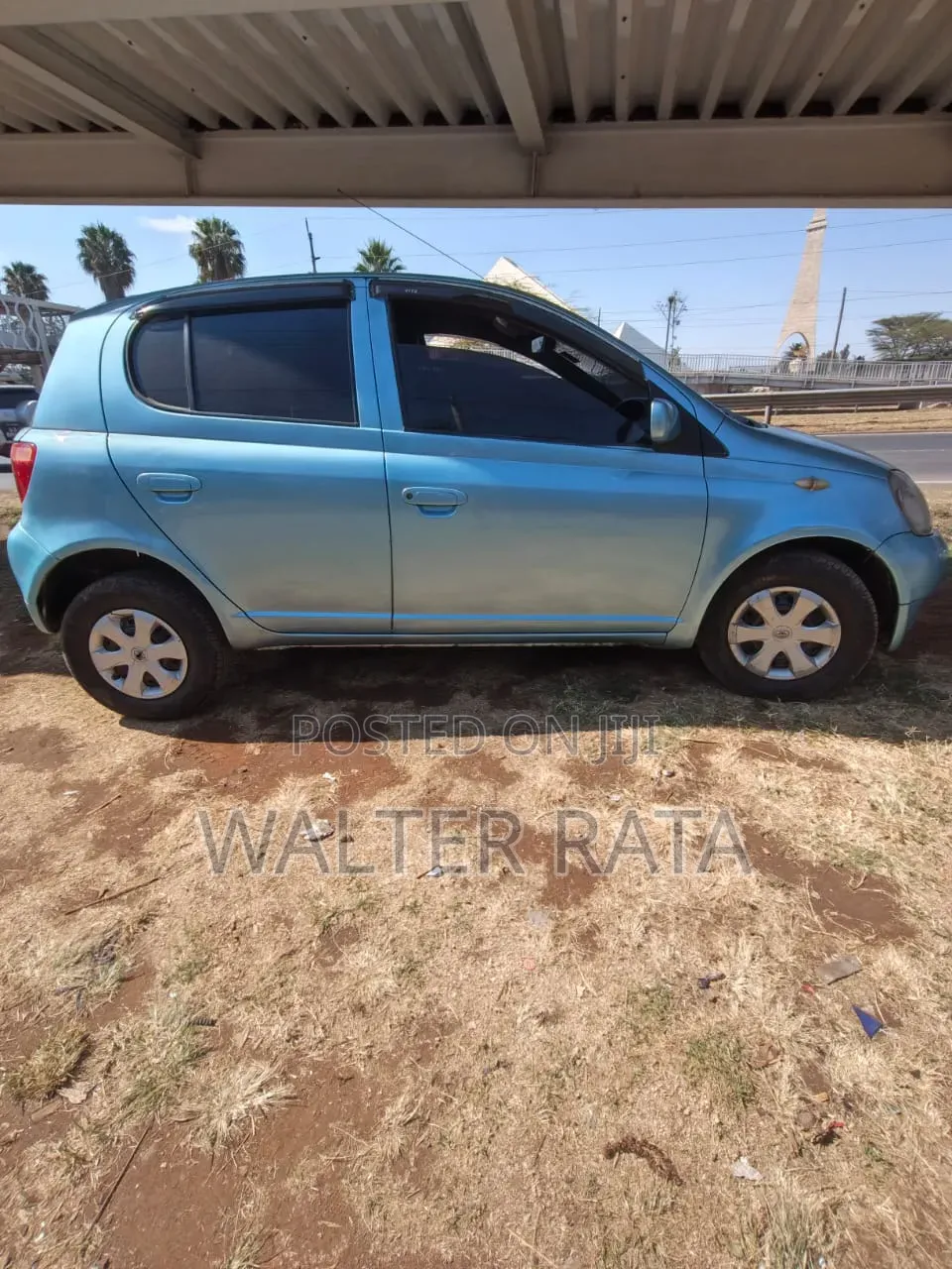 Toyota Vitz 2001 Blue