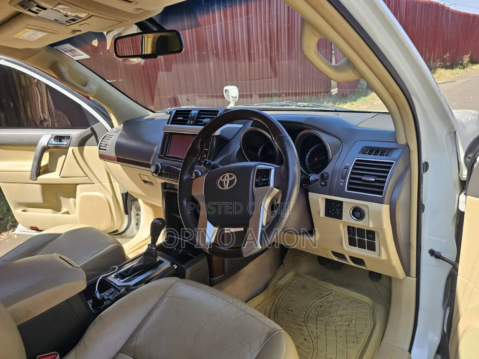 Toyota Land Cruiser Prado 2014 White