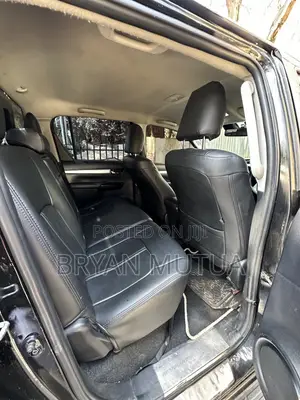 Toyota Hilux Revo Double Cab Deisel 2.4 AWD 2018 Black