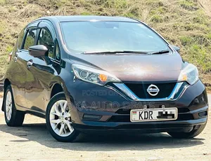 Nissan Note 1.2 Hybrid 2017 Blue