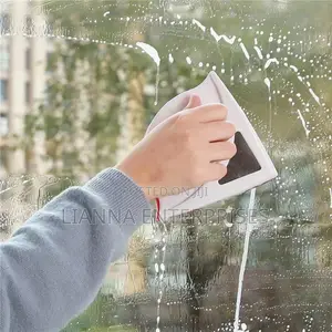 Double Sided Magnetic Window Cleaner