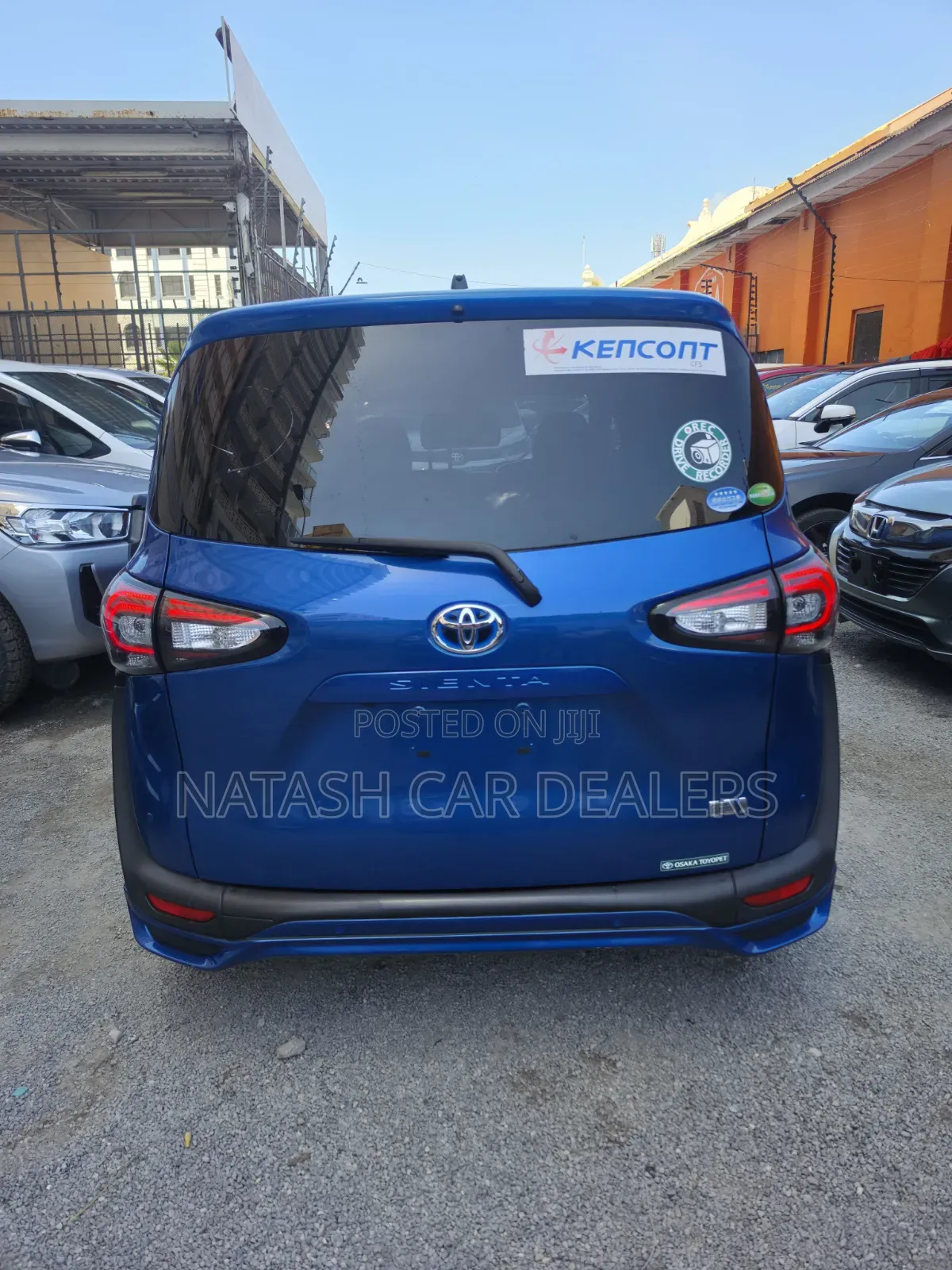 Toyota Sienta 2019 Blue