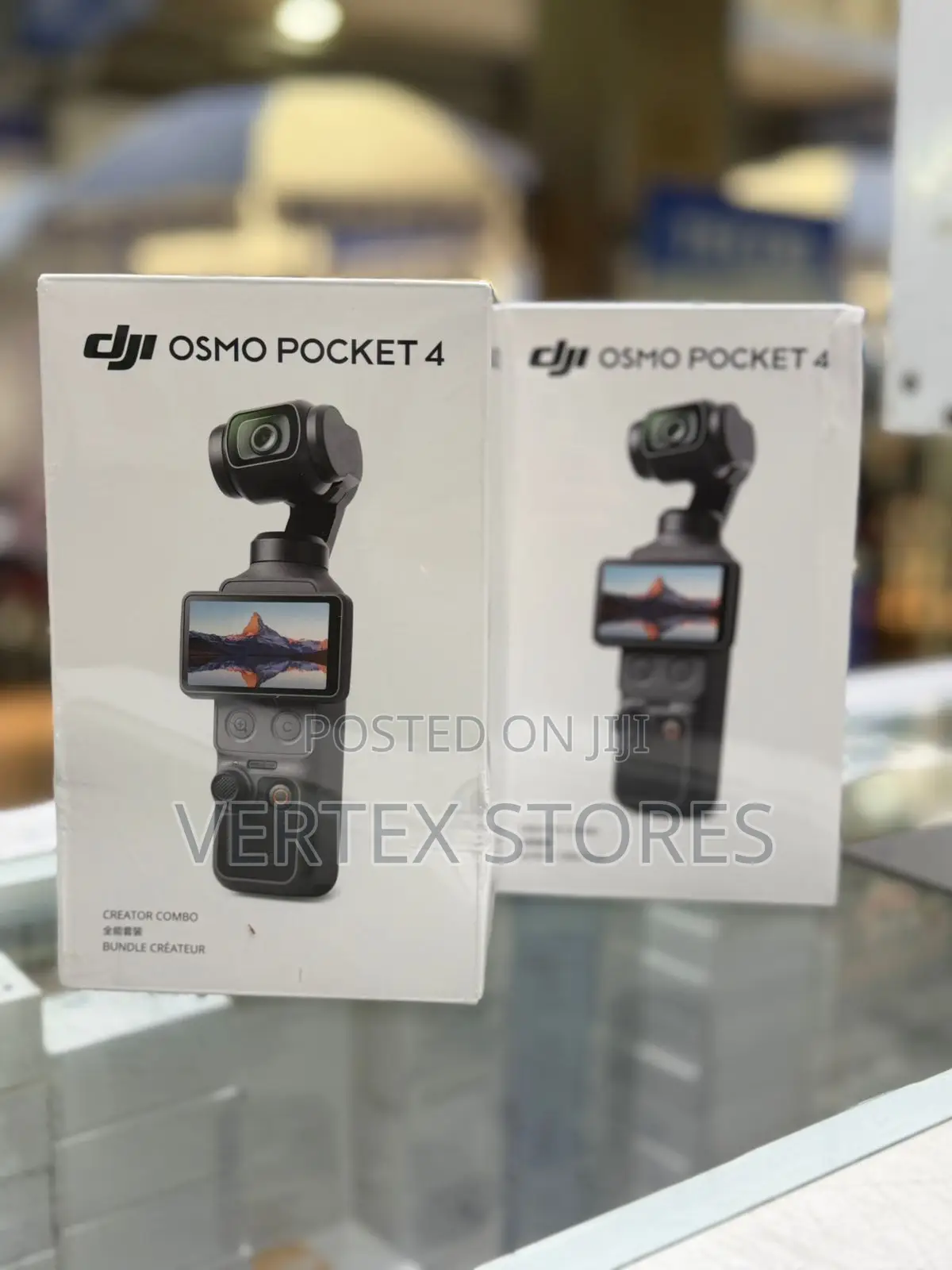 DJI Osmo Pocket 4 Creator Combo