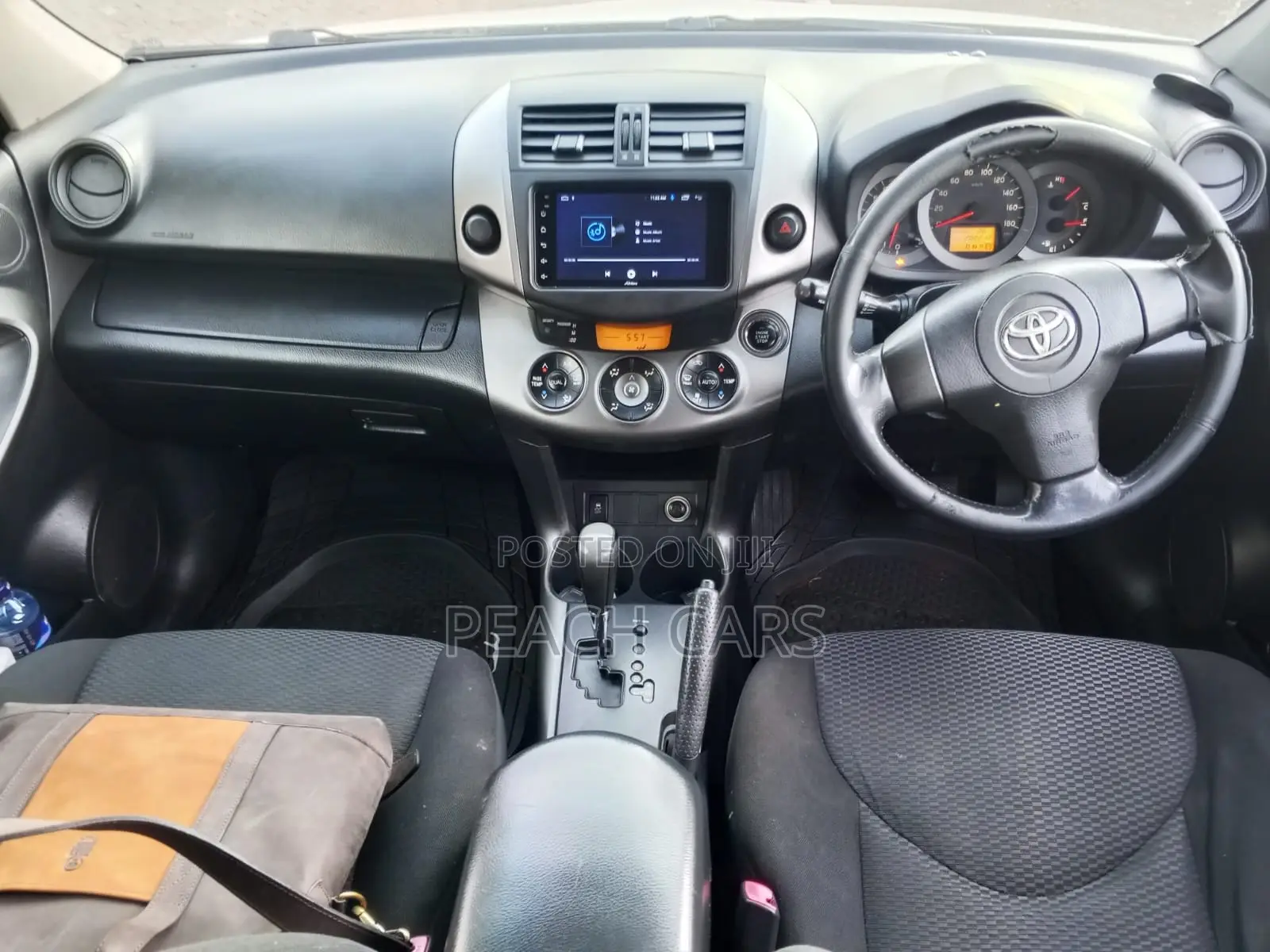 Toyota RAV4 2009 White