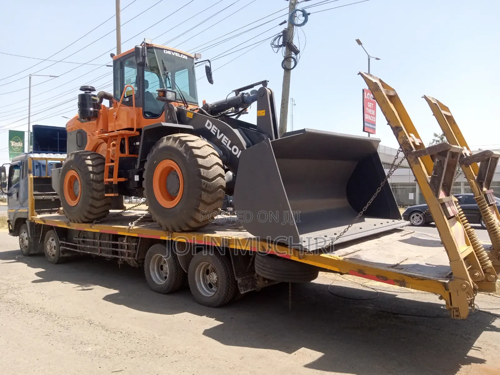 Low-Bed Truck for Machine Transport