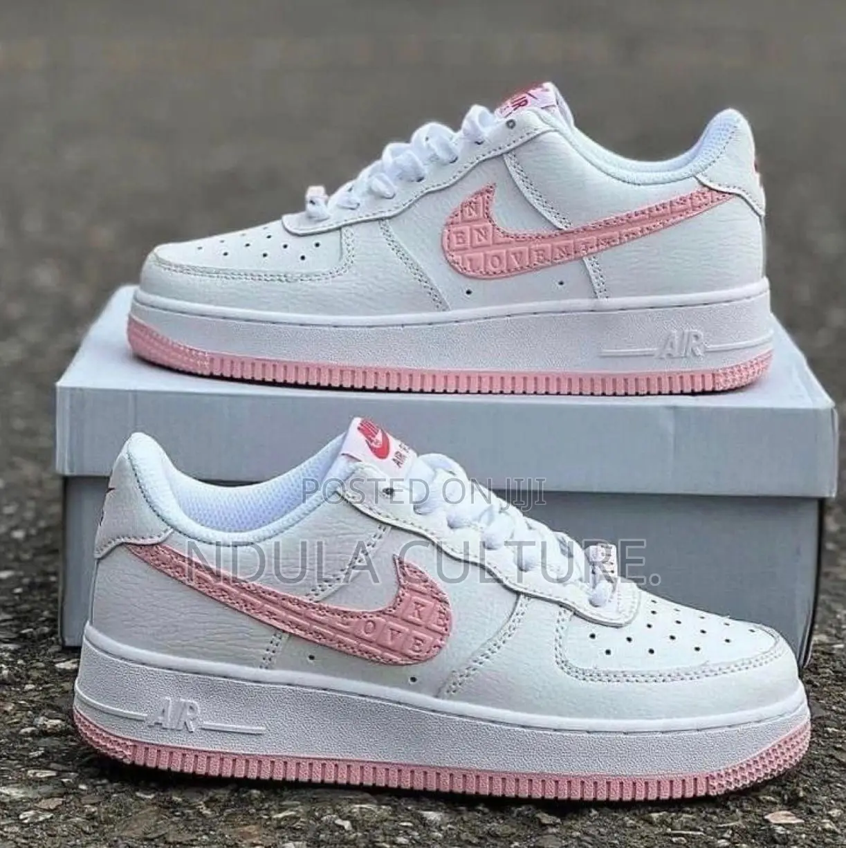 Nike Airforce 1 Valentines