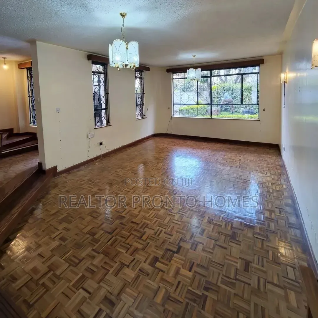 4bdrm Townhouse / Terrace in Lavington, Valley Arcade for rent