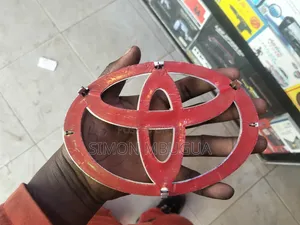 Toyota Grille Logo (16*11 Cm)