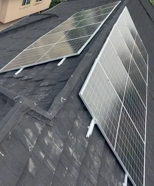 SRNE 5kva - 5.12kwh Lithium - (4)650W Solar Kit - Free Installation