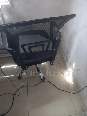 Assembled Office Chair Without Head Rest
