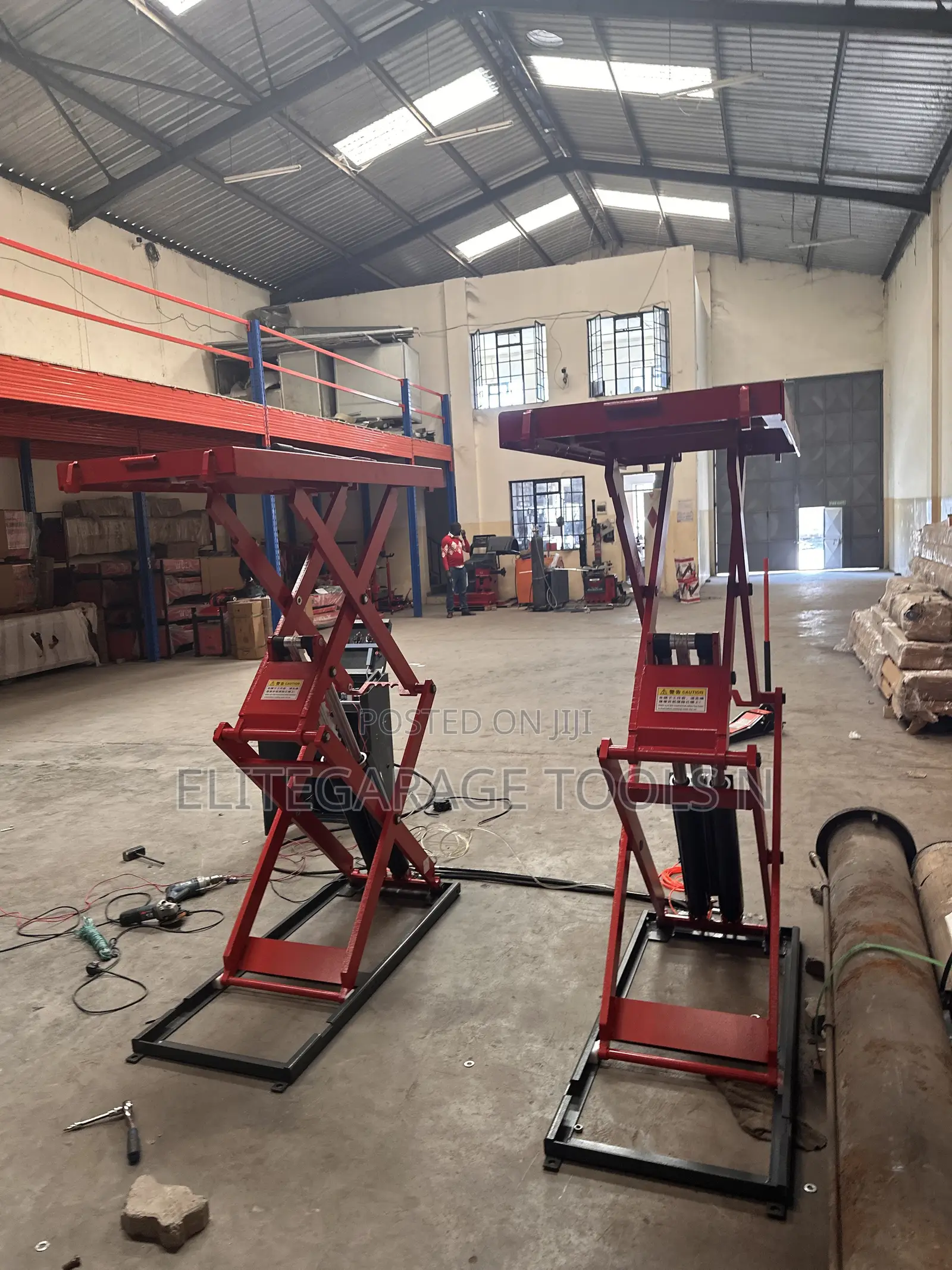 Heavy Duty Commercial New Italian High Scissor Lift