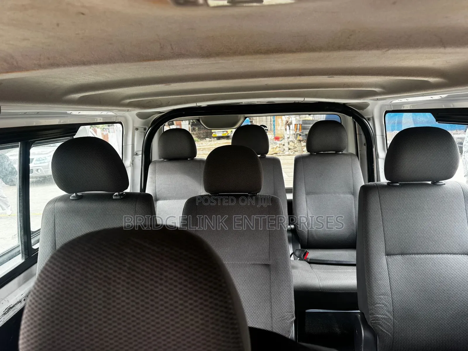 Nissan Caravan (Urvan) 2015 White