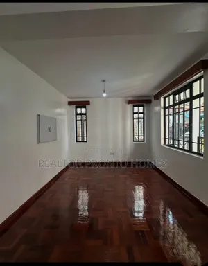 4bdrm Townhouse / Terrace in Lavington, Valley Arcade for rent
