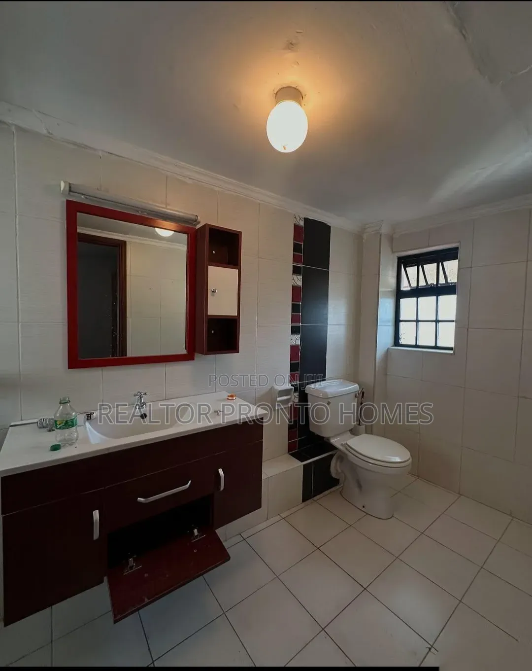 4bdrm Townhouse / Terrace in Lavington, Valley Arcade for rent