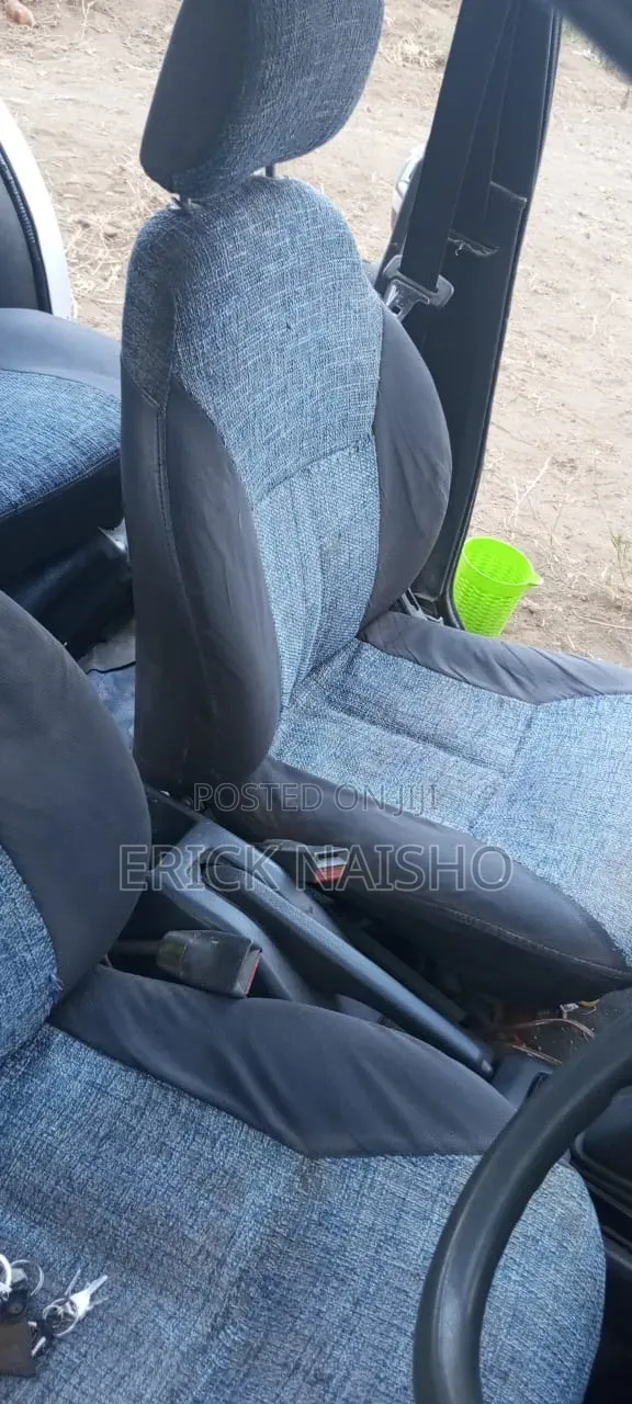 Daihatsu Charade 1998 White