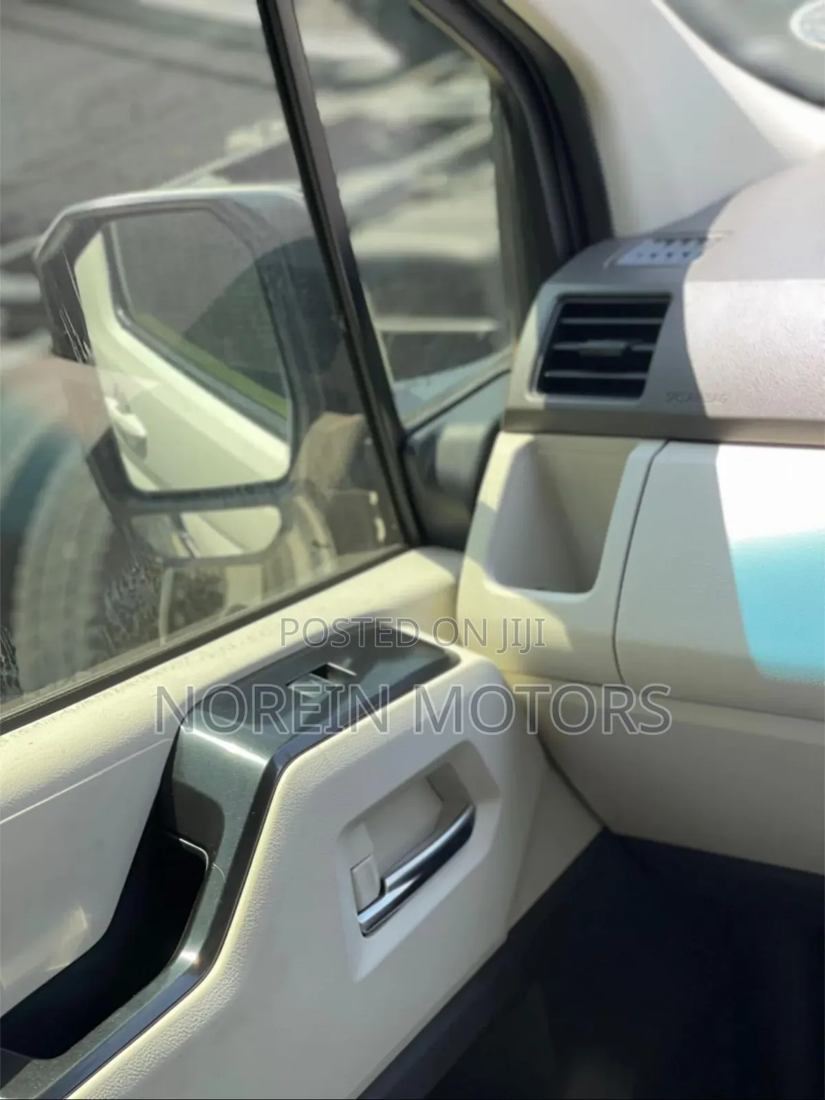 Toyota TownAce 2019 White