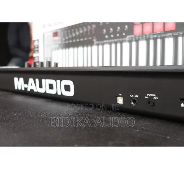 M-Audio Oxygen 61-Key Keyboard Controller - thumbnail 3
