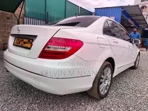 Mercedes-Benz C200 2014 White