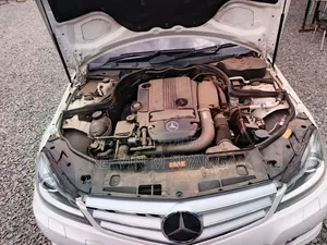 Mercedes-Benz C200 2014 White