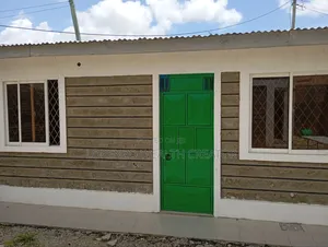 1 Bedroom House for Let in Private Compound