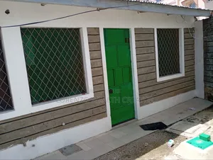 1 Bedroom House for Let in Private Compound