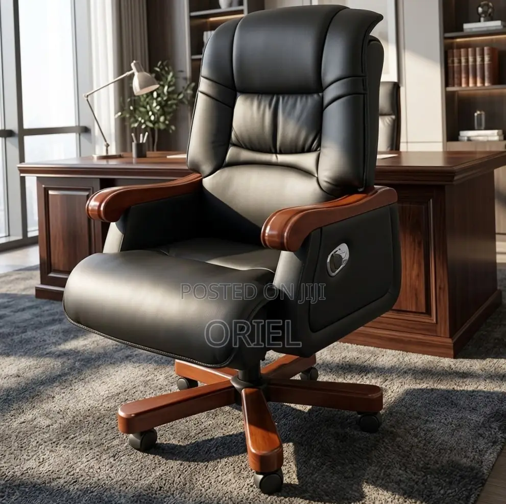 Office Chair : Luxury Solid Wood Frame Swivel Leather Chair