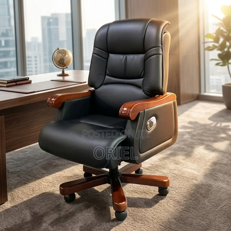 Office Chair : Luxury Solid Wood Frame Swivel Leather Chair