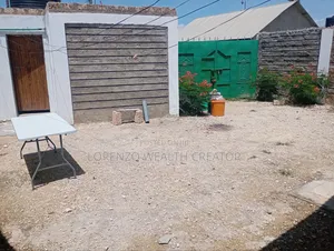 1 Bedroom House for Let in Private Compound