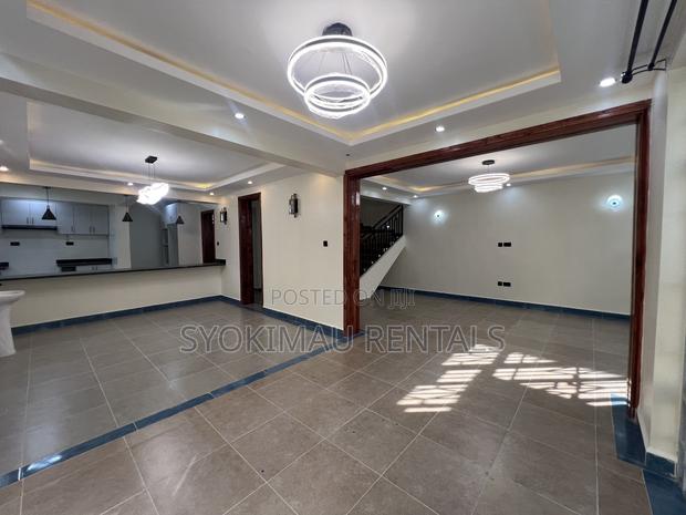 5bdrm Mansion in Syokimau for rent