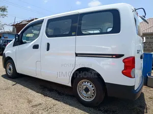 Nissan NV200 2019 White