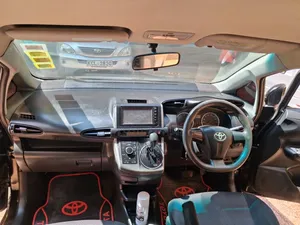 Toyota Wish 2016 Black
