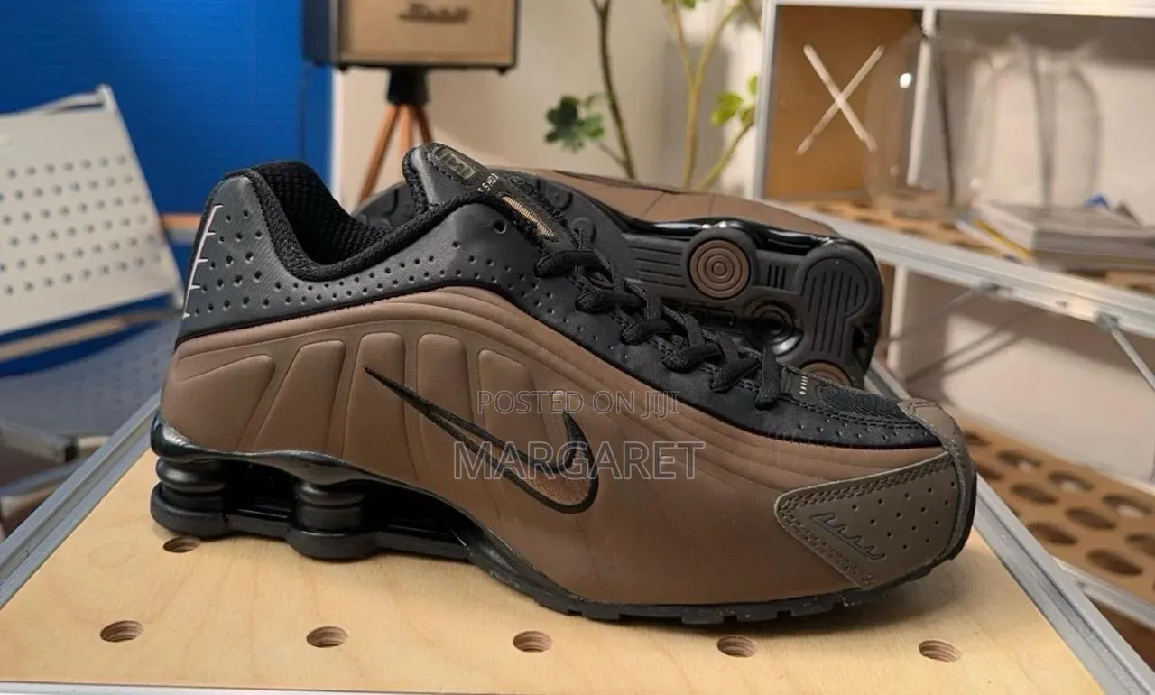 Nike Shox Sneakers