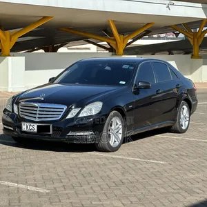 Mercedes-Benz E250 2011 Black