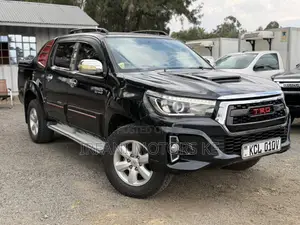 Toyota Hilux 2010 Black