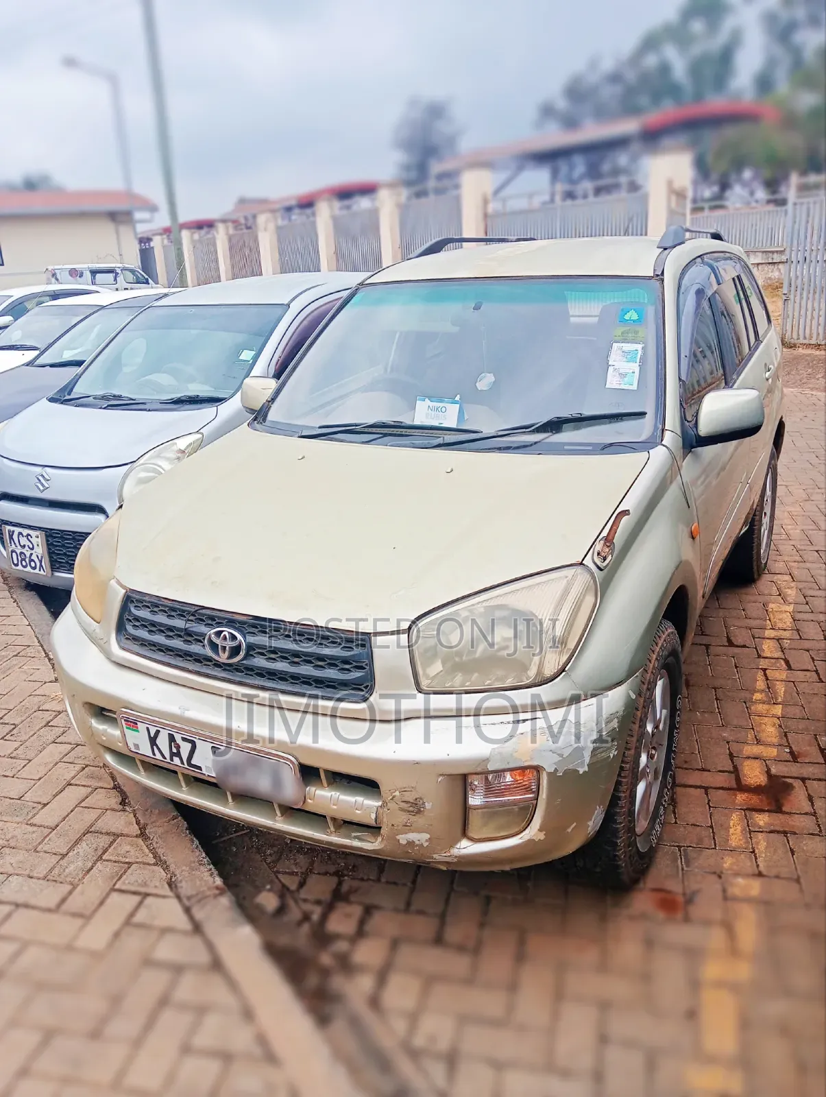 Toyota RAV4 Automatic 2000 Gold