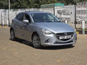 Mazda Demio 2017