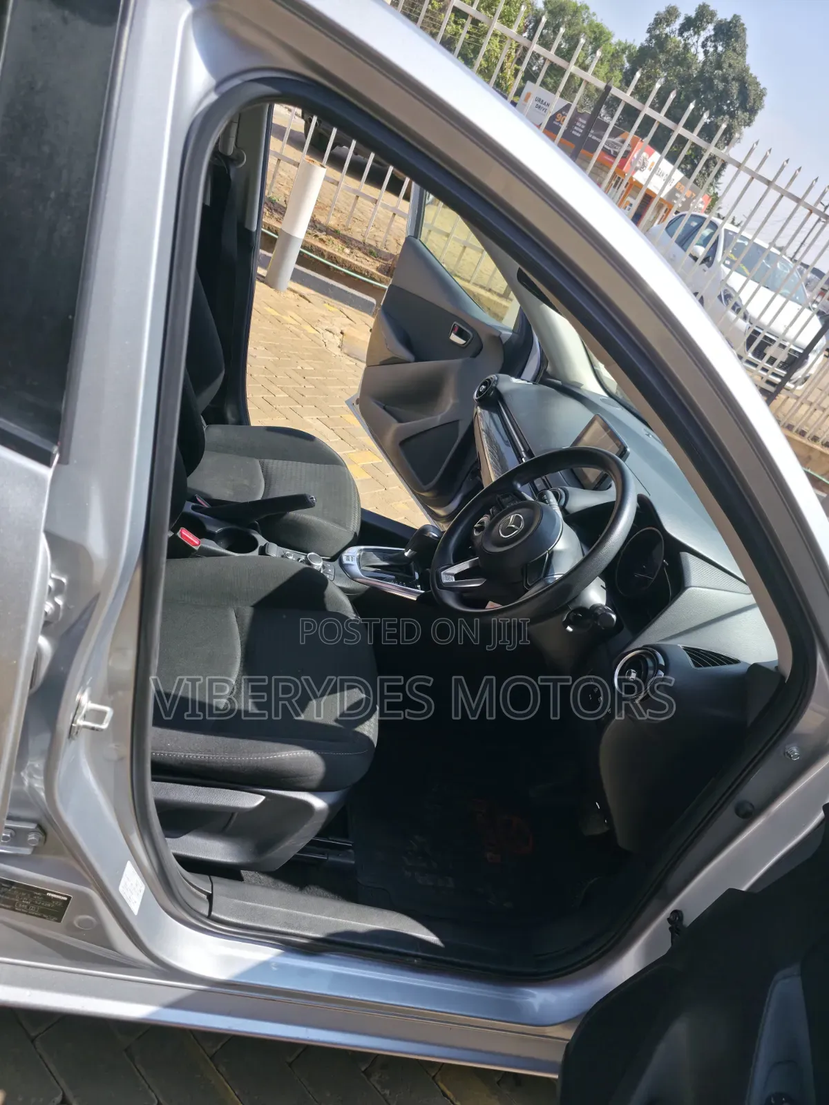 Mazda Demio 2017