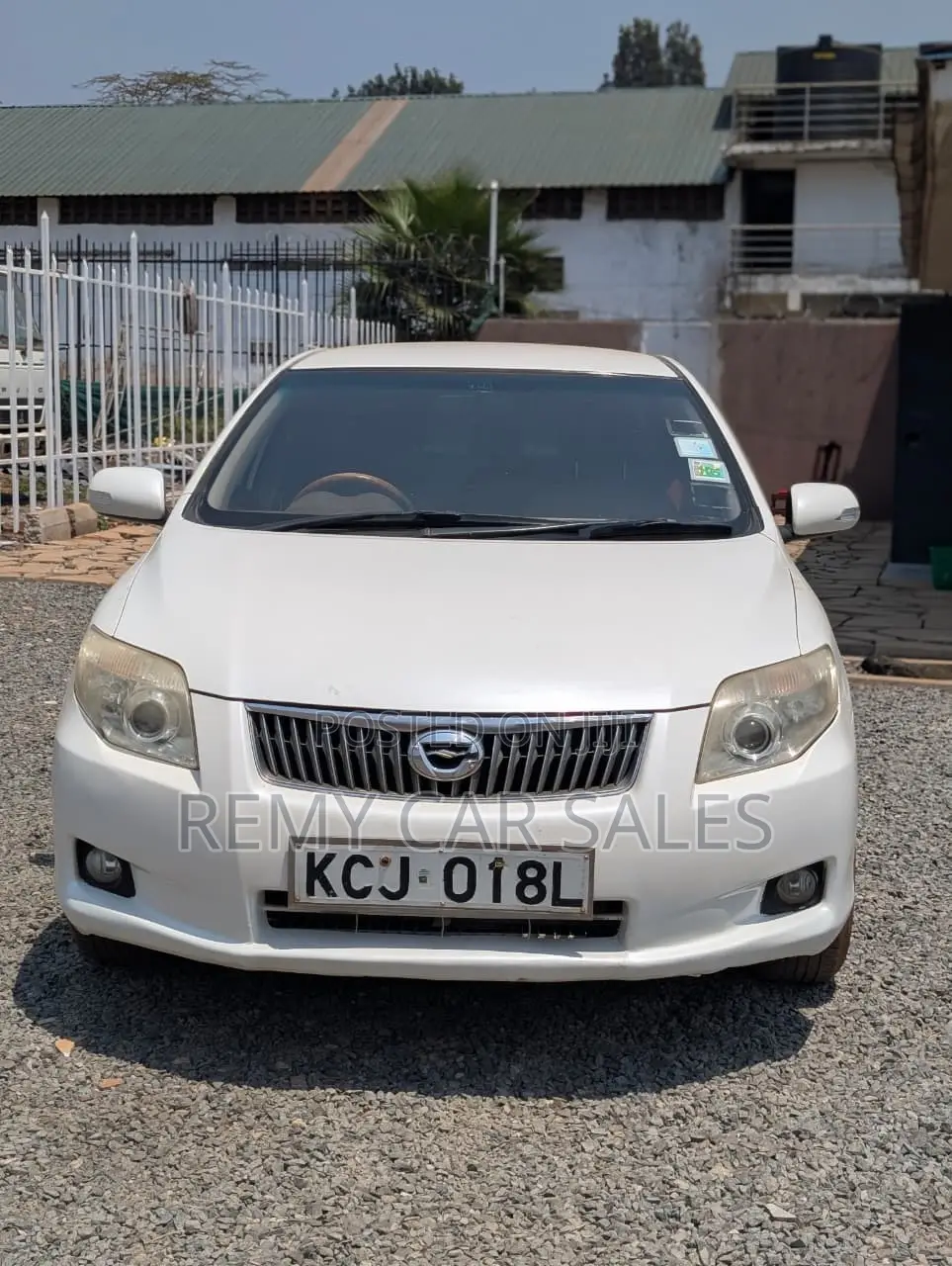 Toyota Axio 2009 White