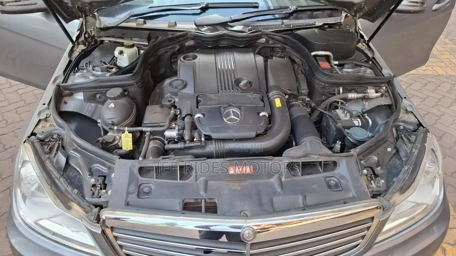 Mercedes-Benz C180 2013 Gray